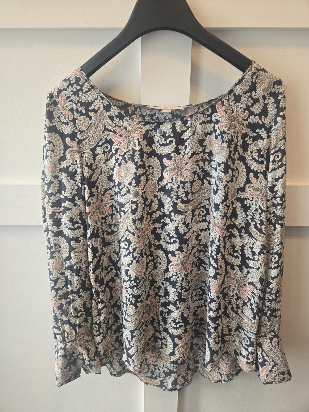 LOFT Paisley Print Blouse – Women's Large